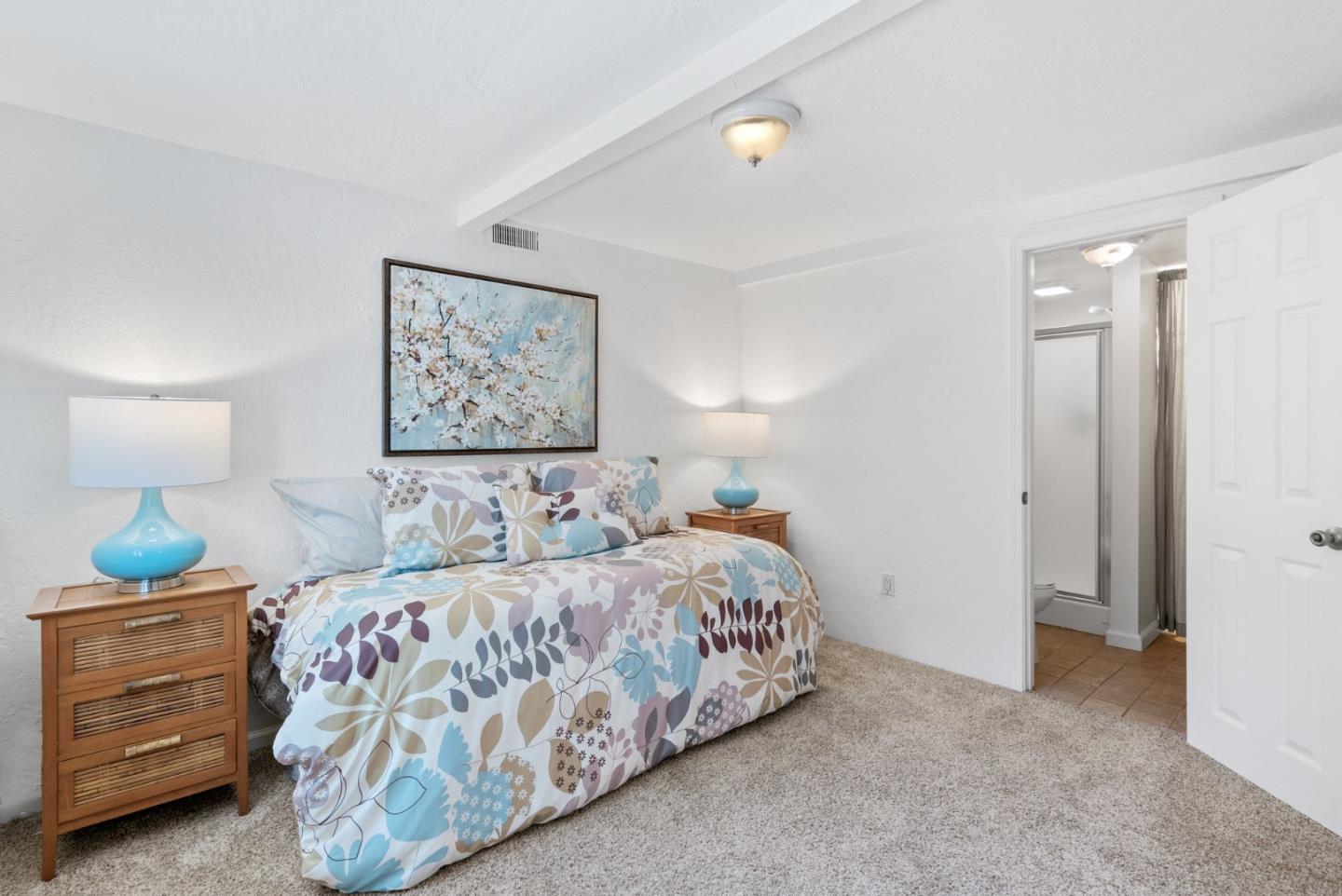 115 Shadowbrook RD