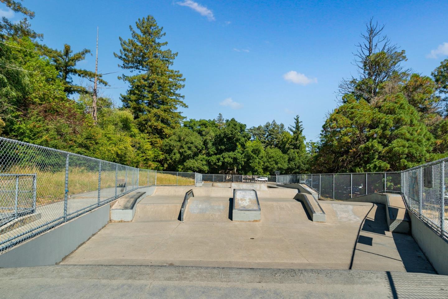 115 Shadowbrook RD