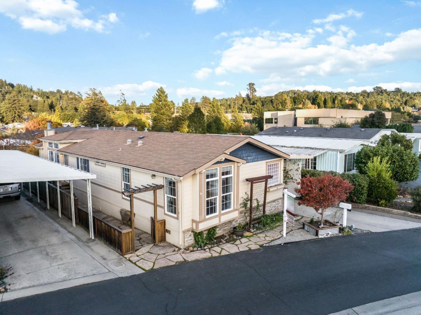 444 Whispering Pines DR 16