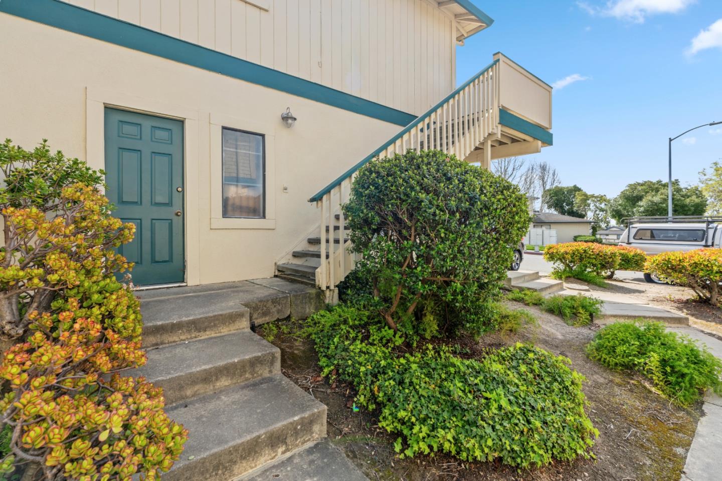 244 Green Meadow DR D