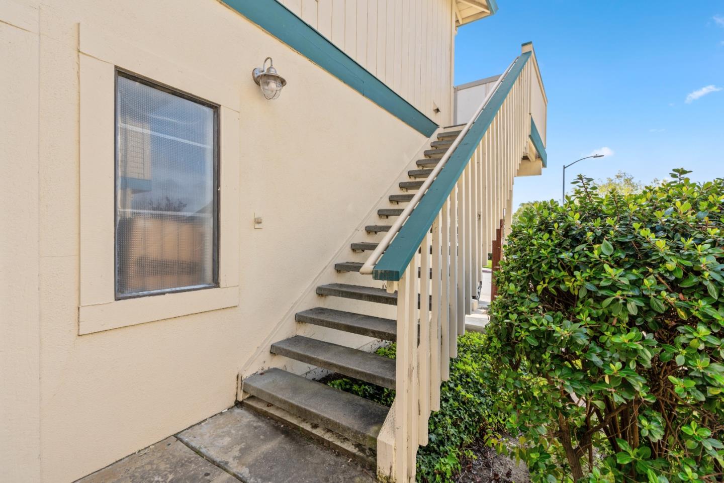 244 Green Meadow DR D