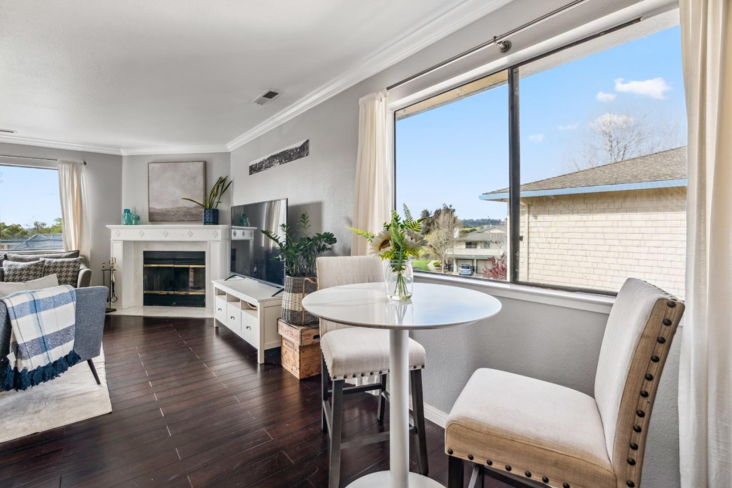 244 Green Meadow DR D