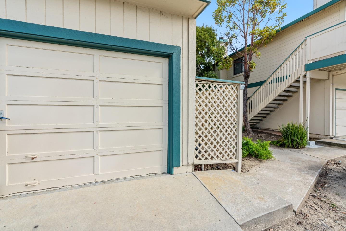 244 Green Meadow DR D