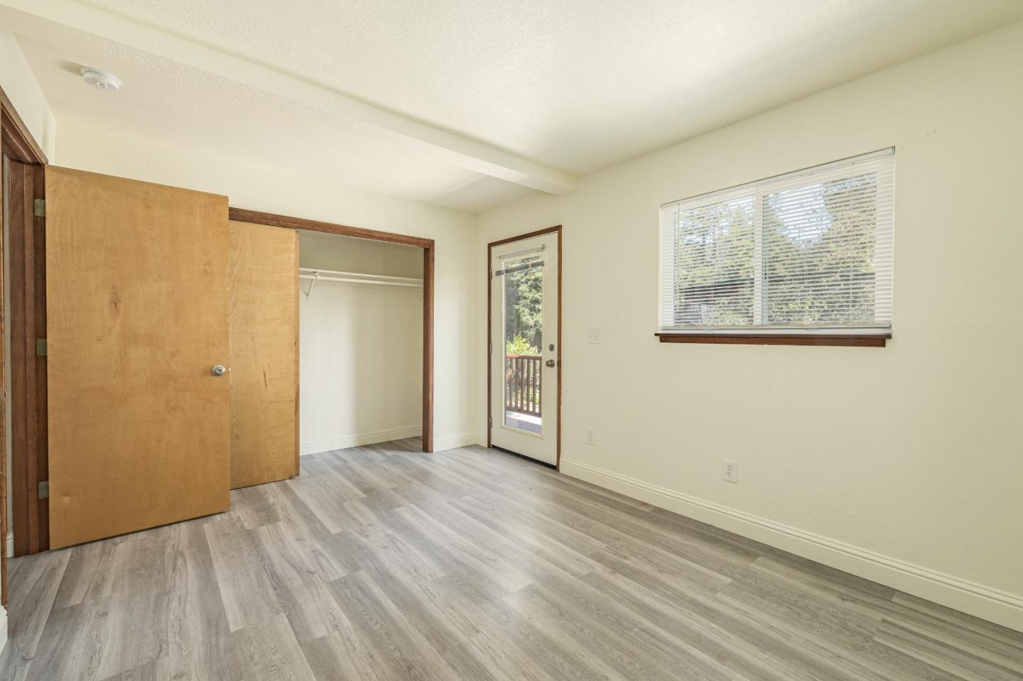 434 River RD