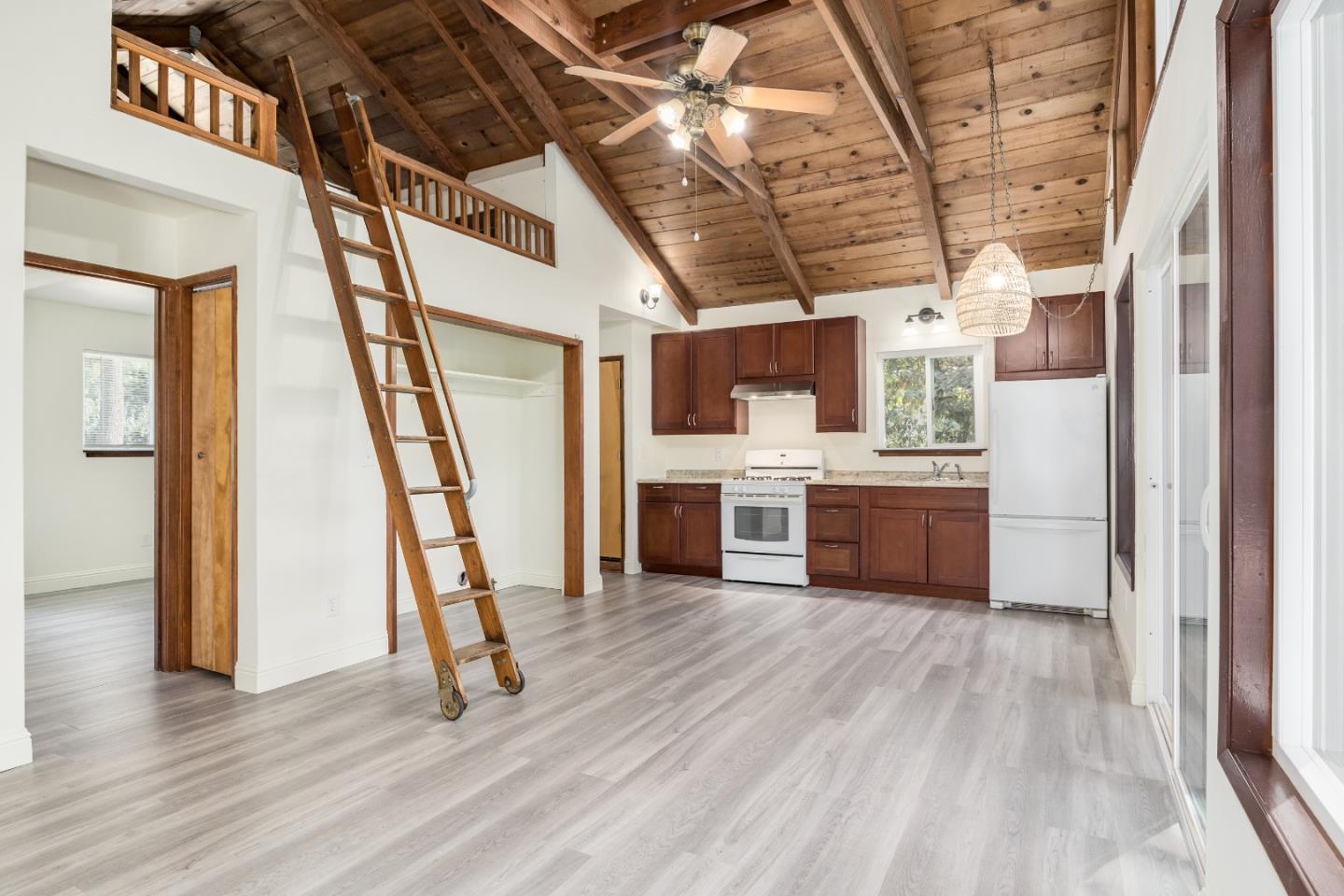 434 River RD
