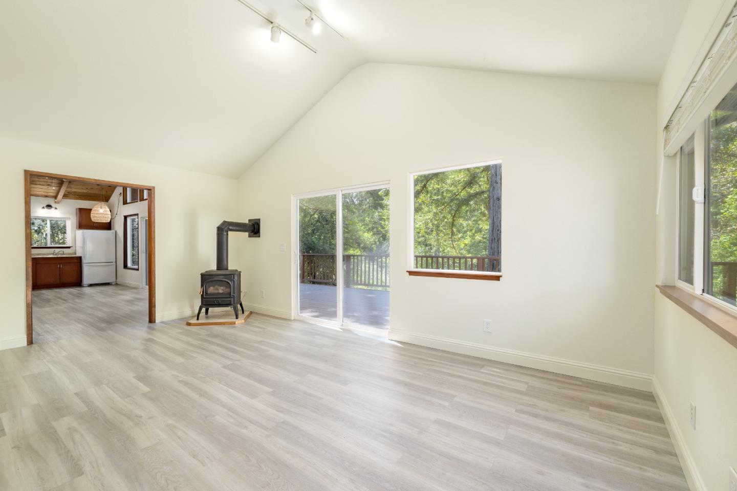434 River RD
