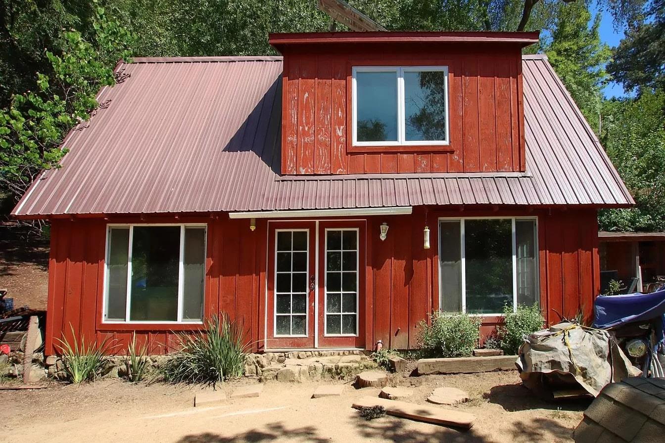 14315 Treehouse WAY