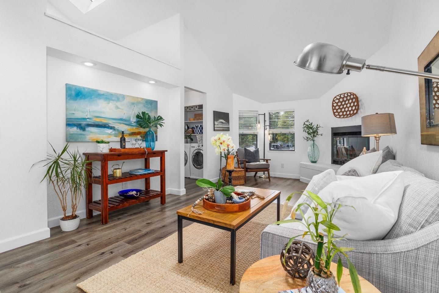 1784 Esperanza CT