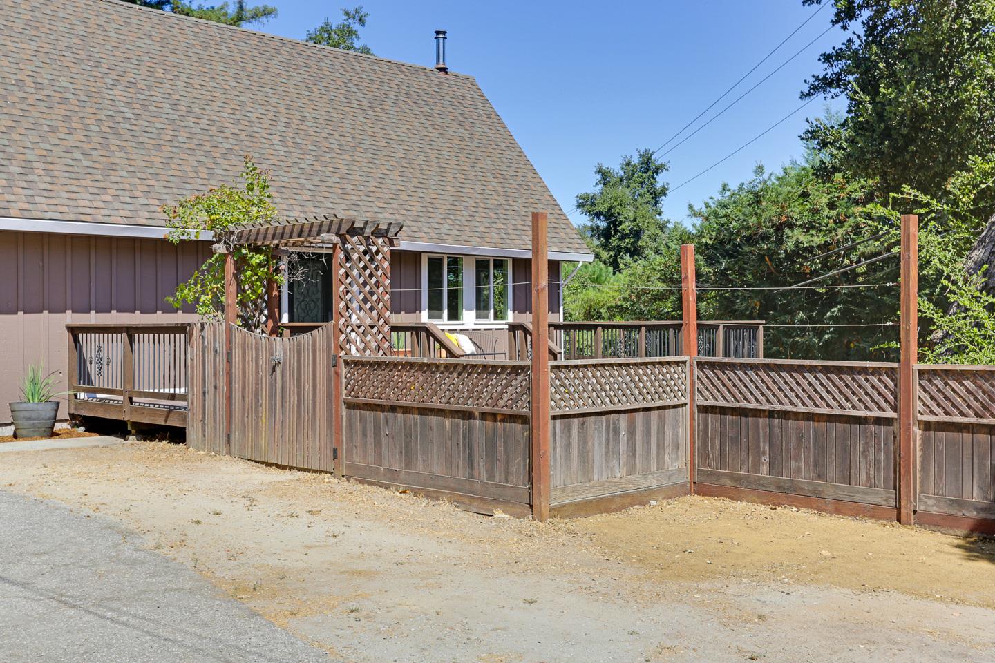 110 Hidden Valley DR