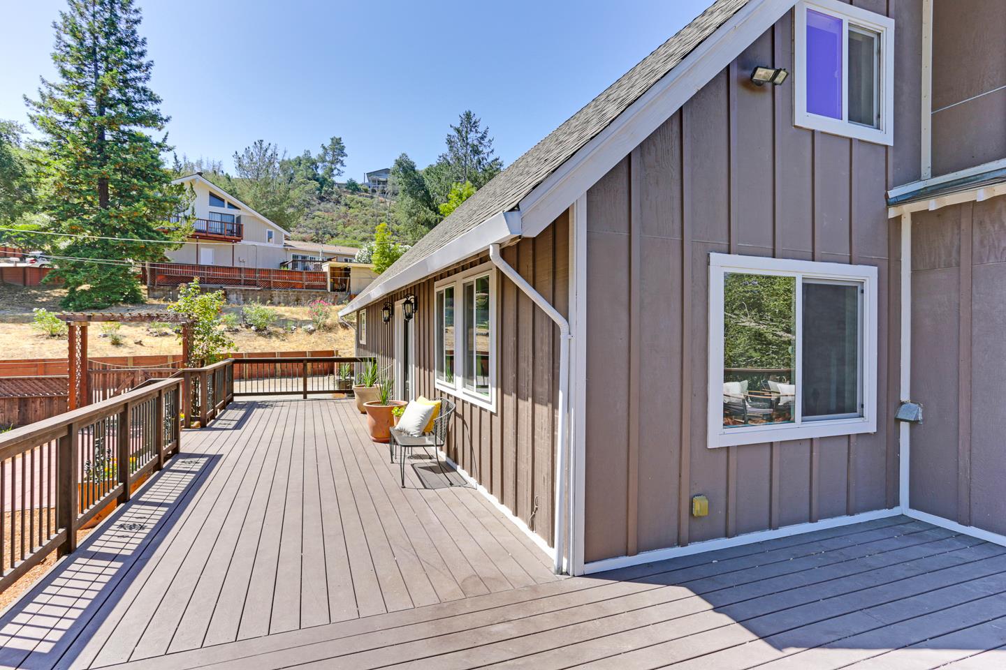 110 Hidden Valley DR