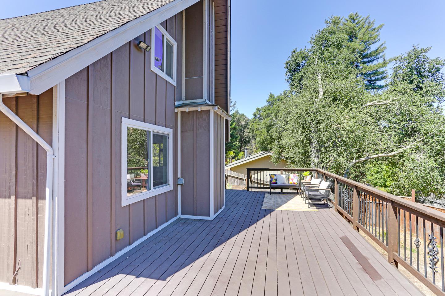 110 Hidden Valley DR