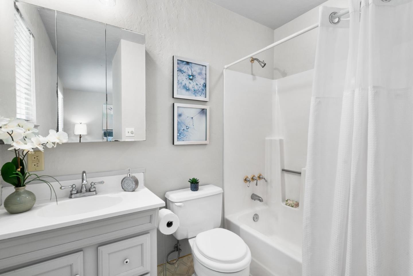 4991 Branciforte DR