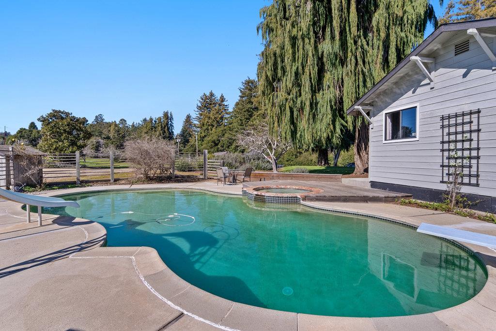 500 Valencia School Road