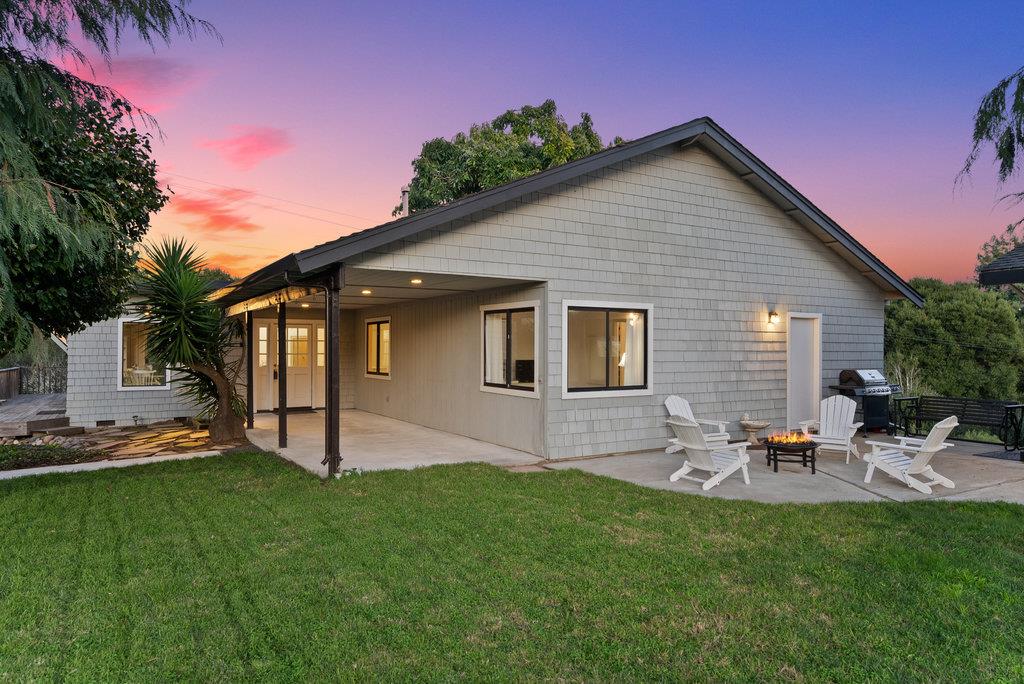 500 Valencia School Road