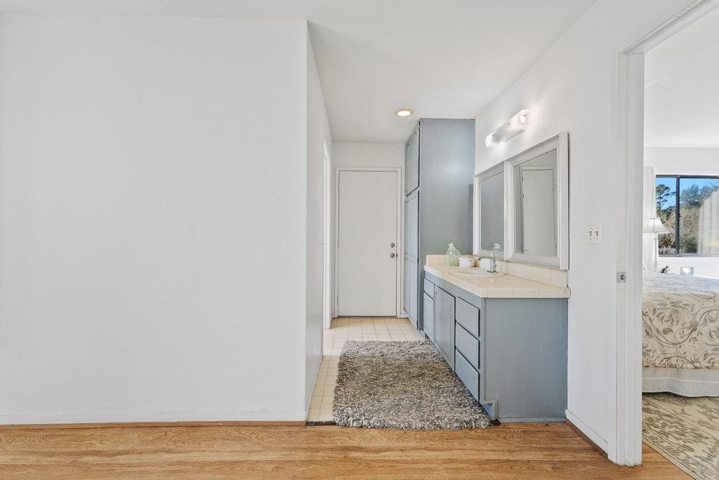 500 Valencia School Road