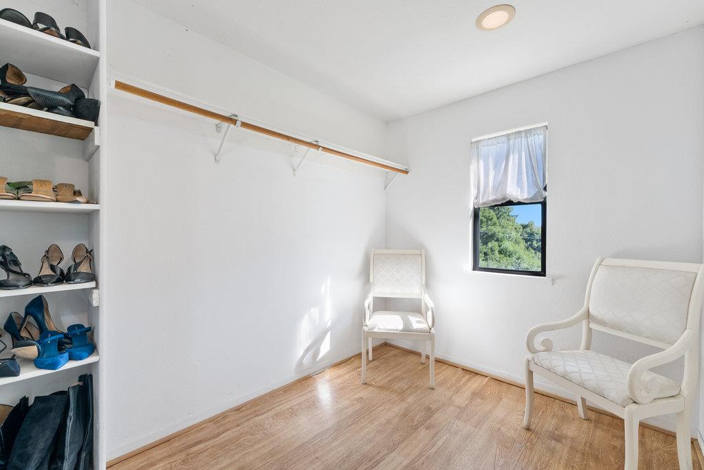 500 Valencia School Road