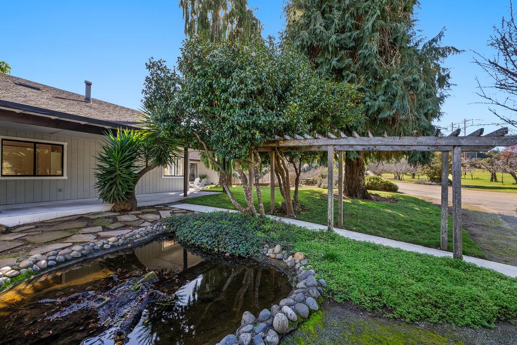 500 Valencia School Road