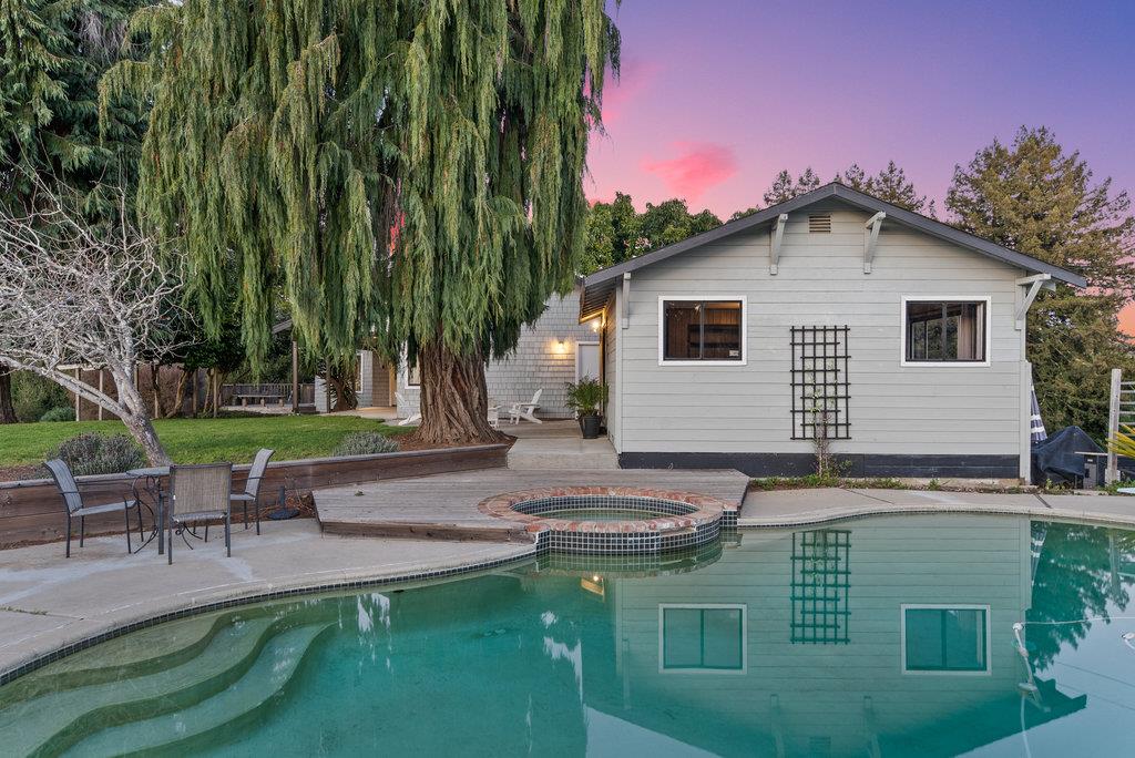 500 Valencia School Road