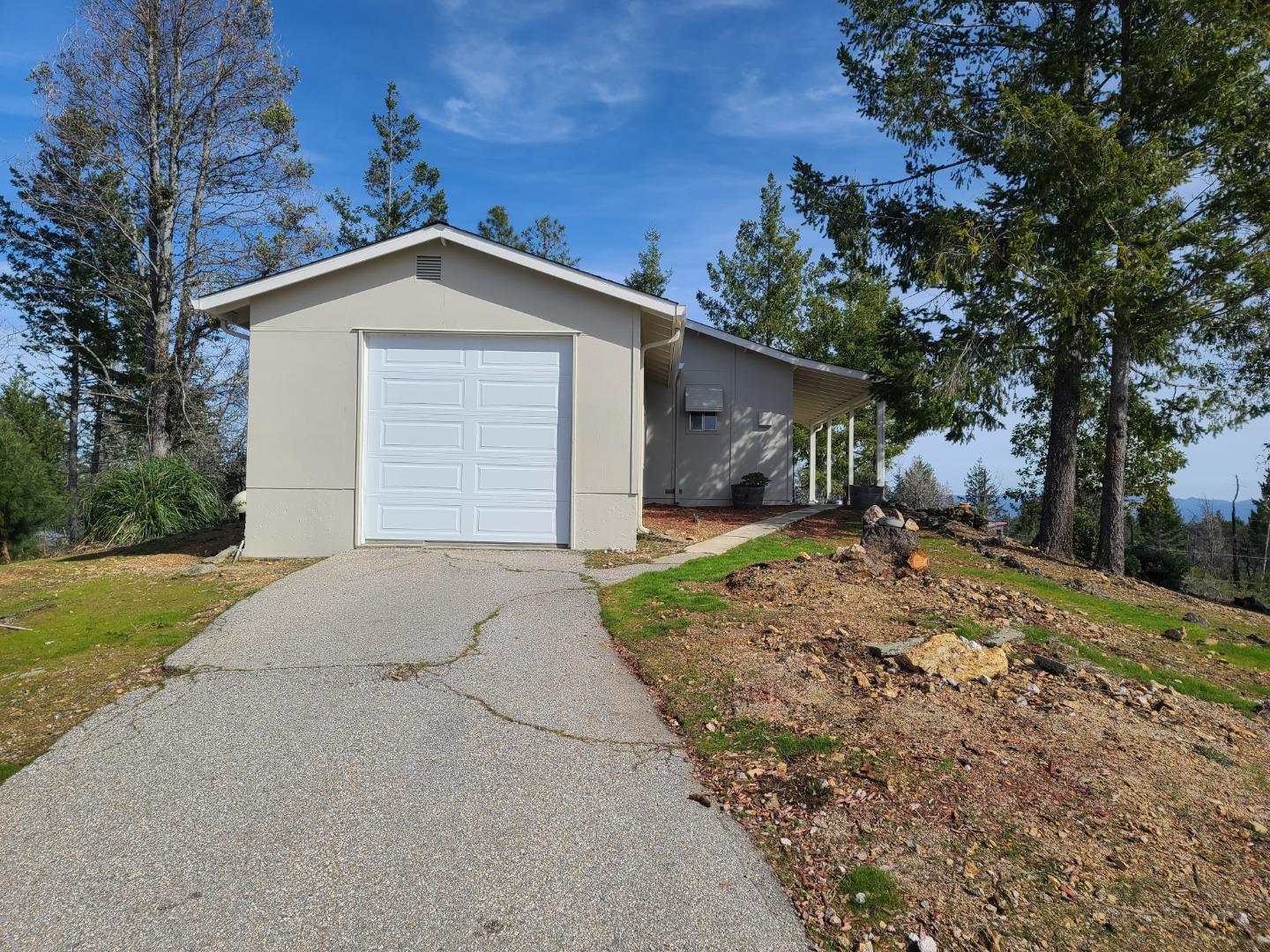 6225 Empire Grade