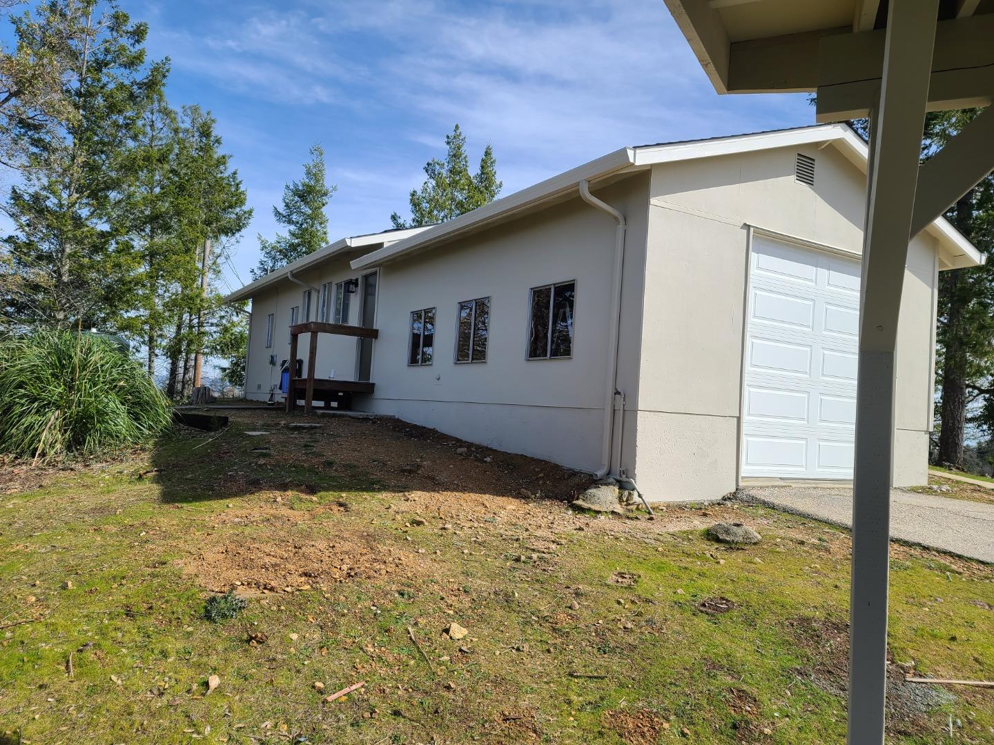 6225 Empire Grade