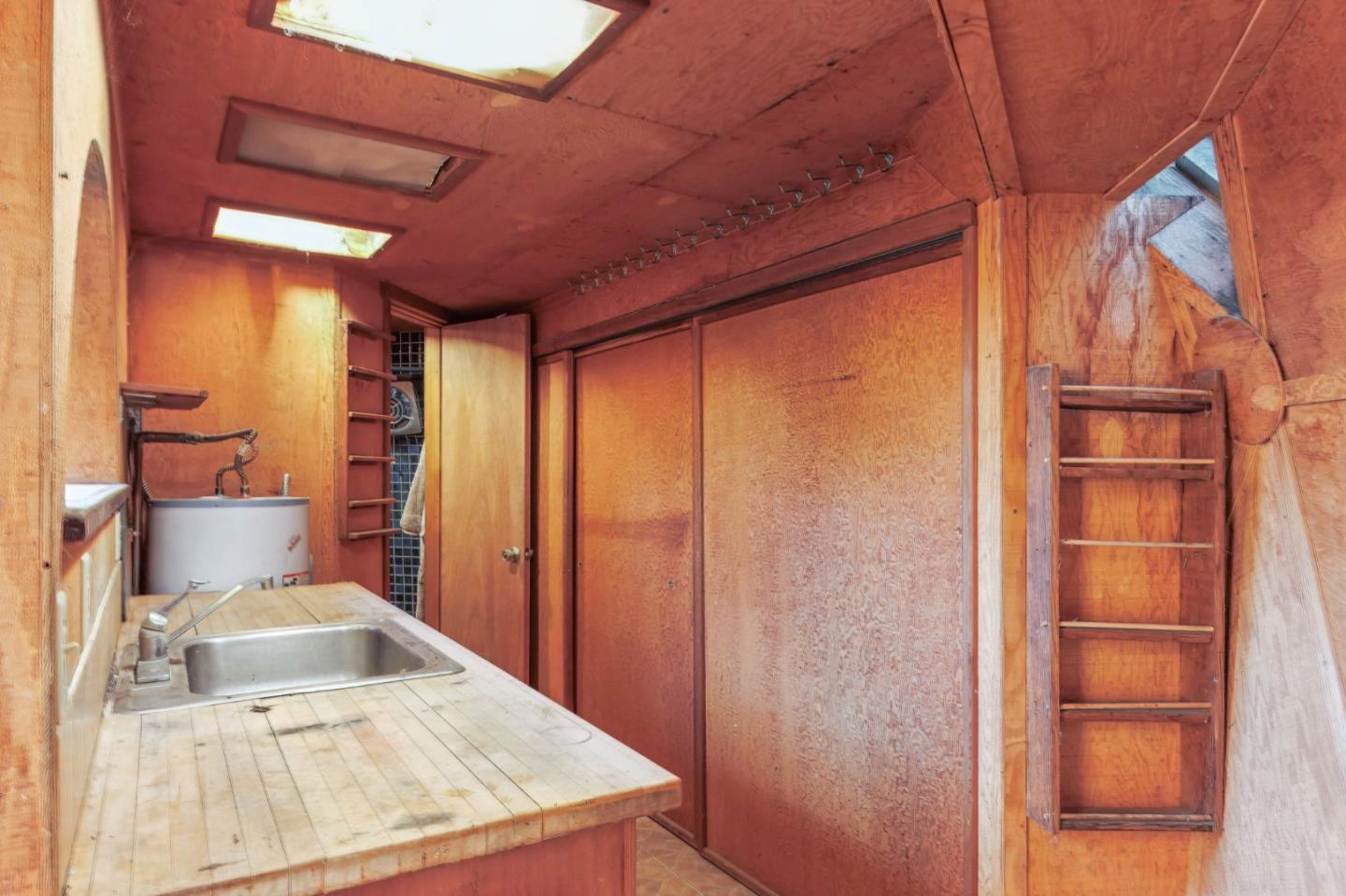 50 Rustic LN