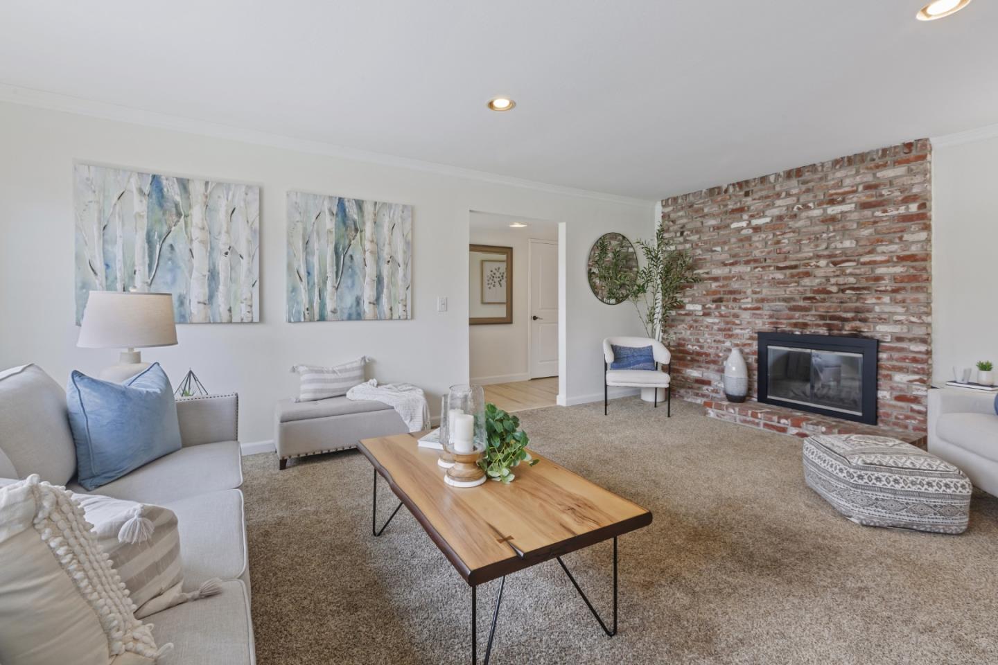 210 Harkleroad AVE