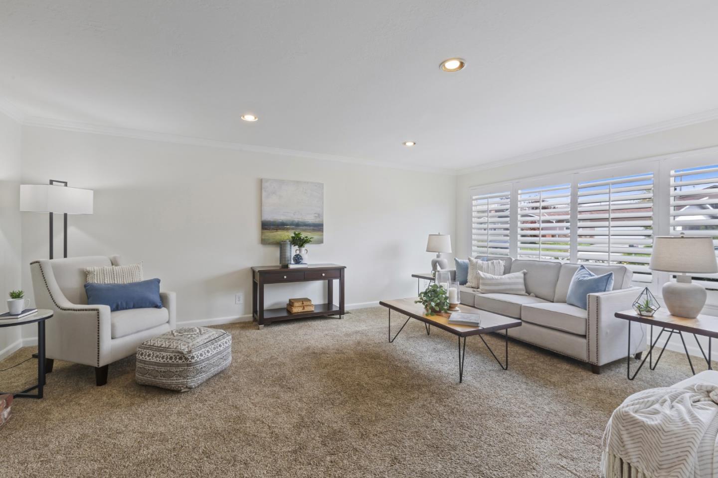210 Harkleroad AVE