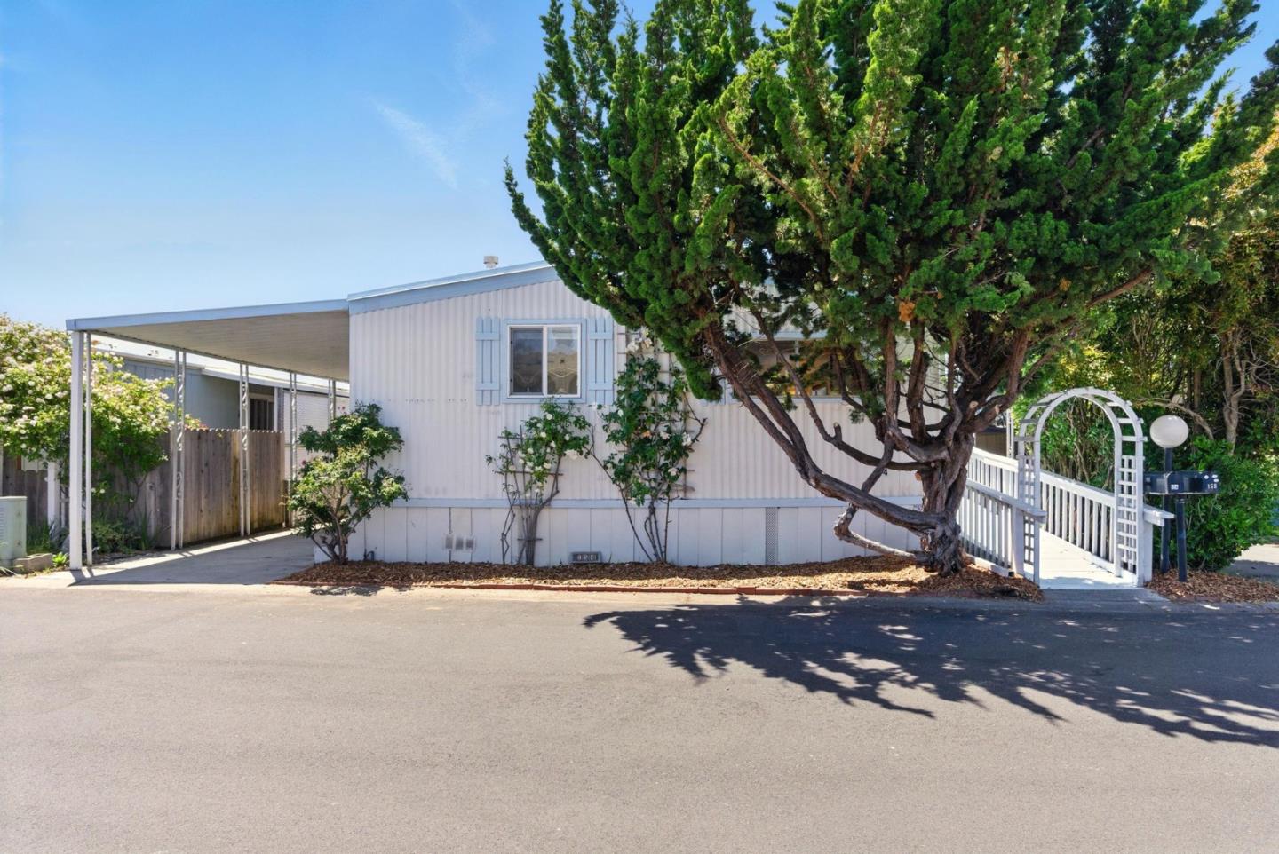 2395 Delaware Avenue Unit: 154