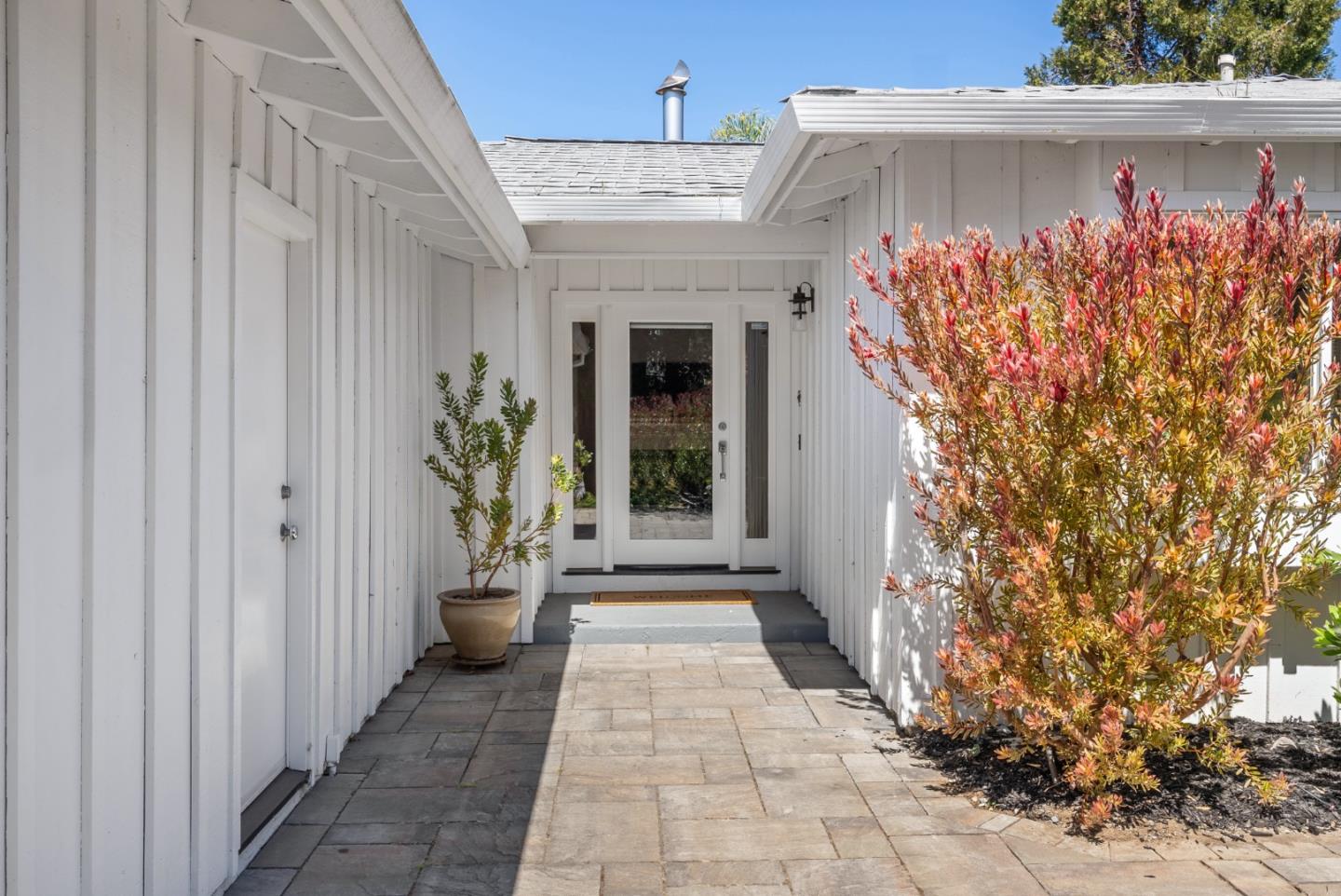 205 Siesta Drive