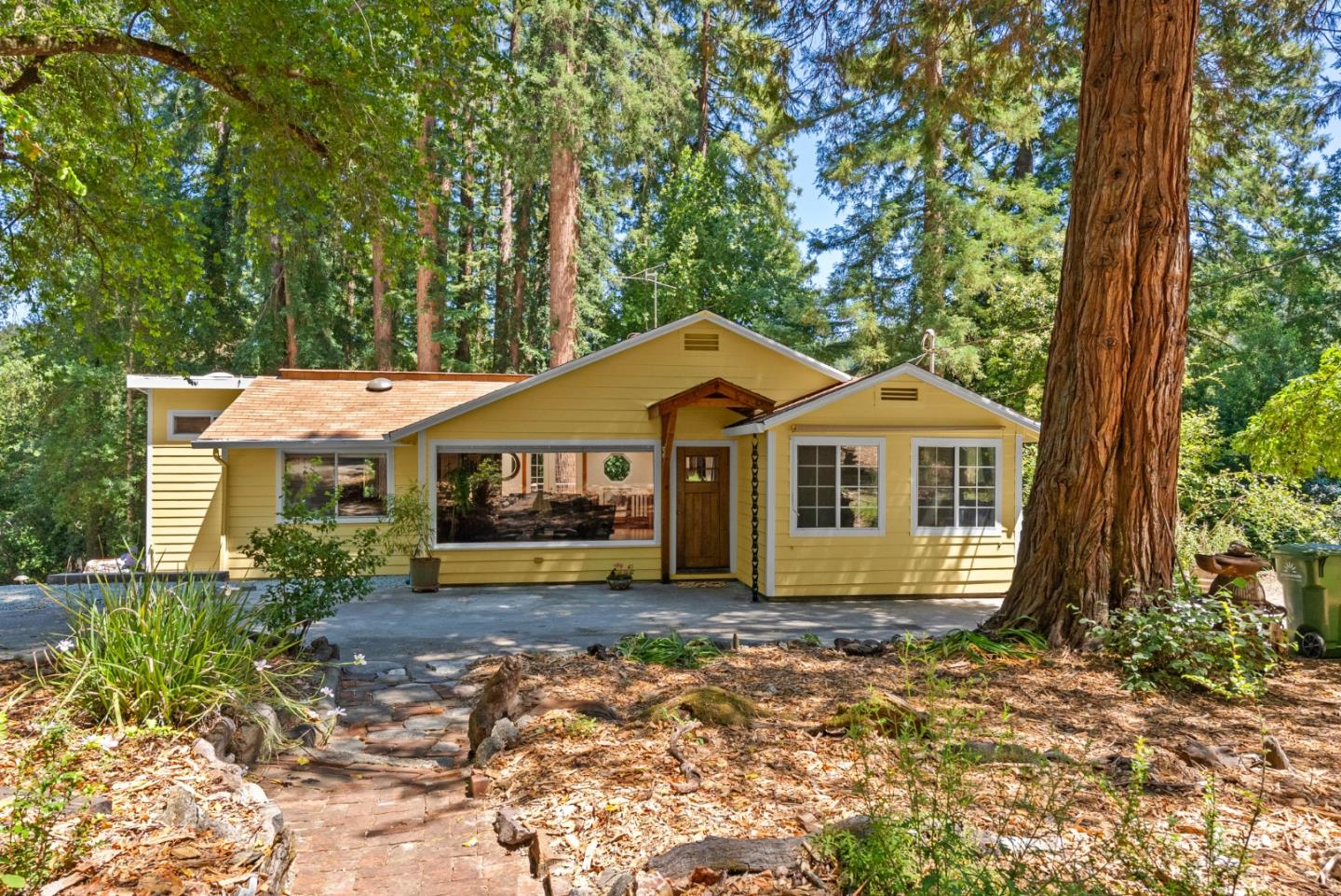 260 Overlook Drive