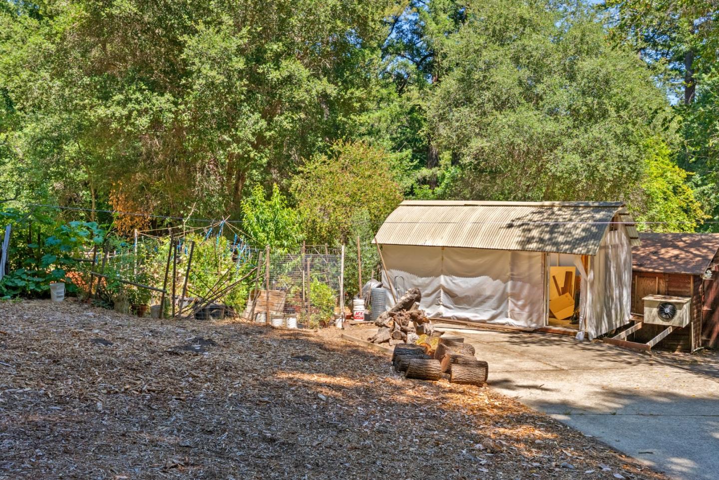 260 Overlook Drive