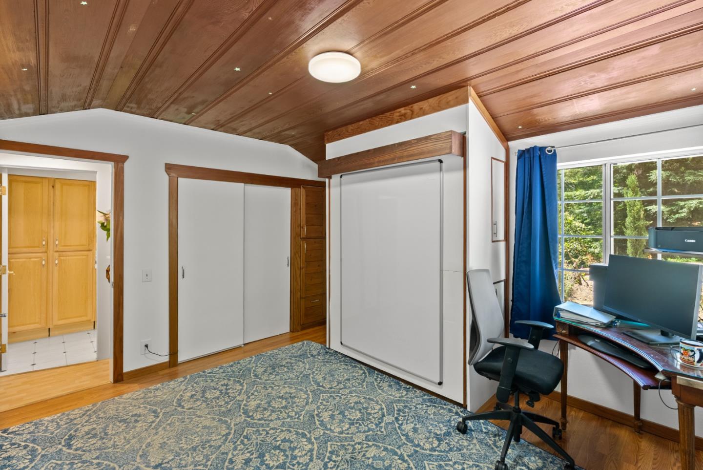 260 Overlook Drive