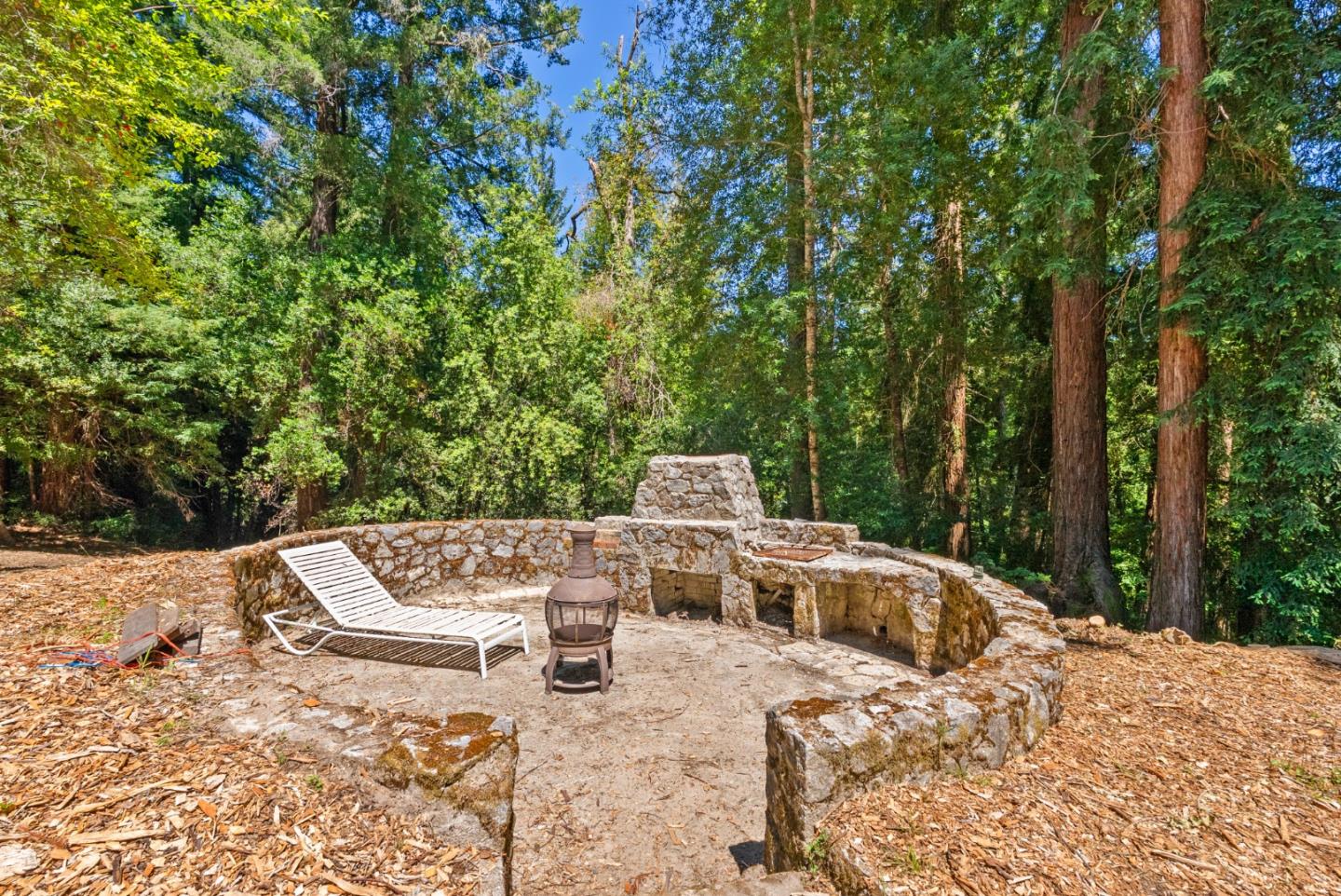 260 Overlook Drive