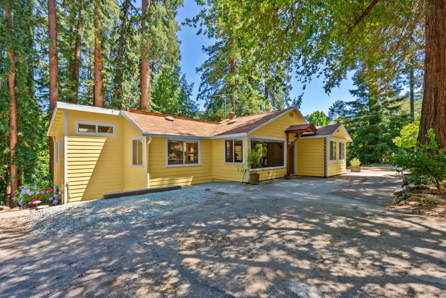 260 Overlook Drive