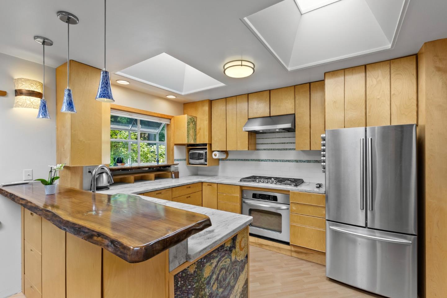 260 Overlook Drive