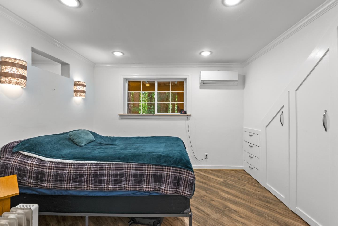 260 Overlook Drive