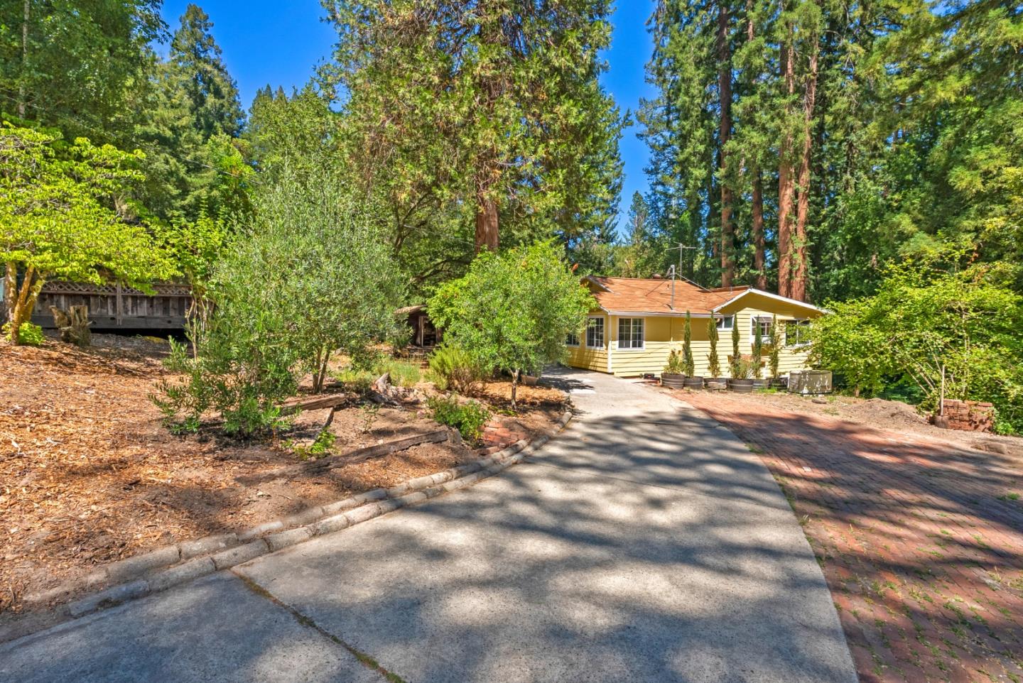 260 Overlook Drive