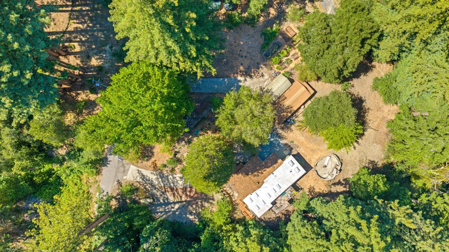 260 Overlook Drive