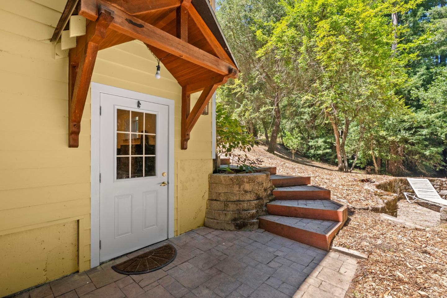 260 Overlook Drive
