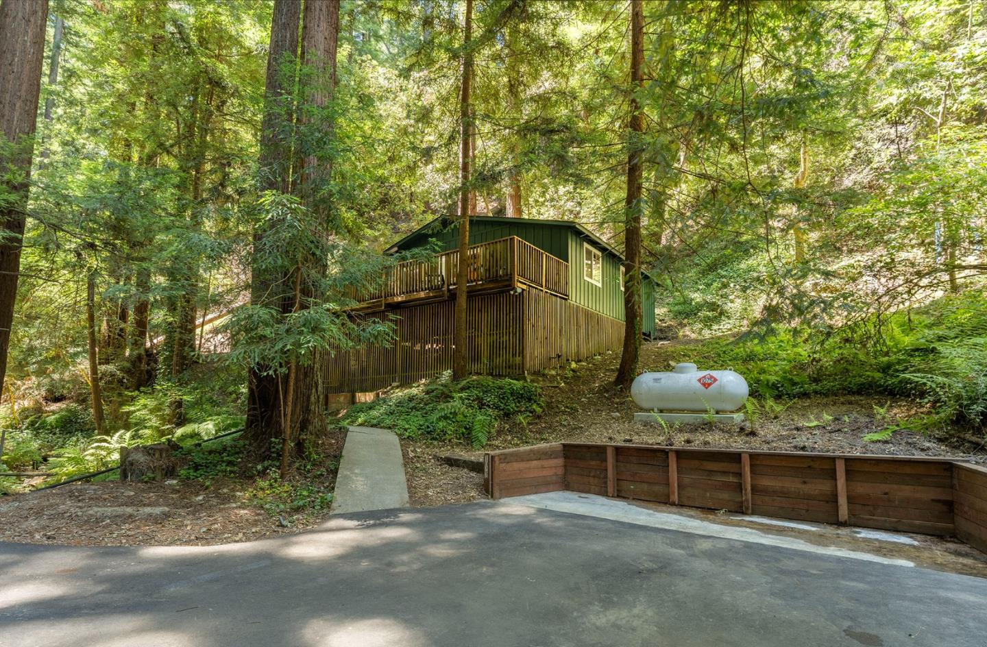 1022 Brookside Drive