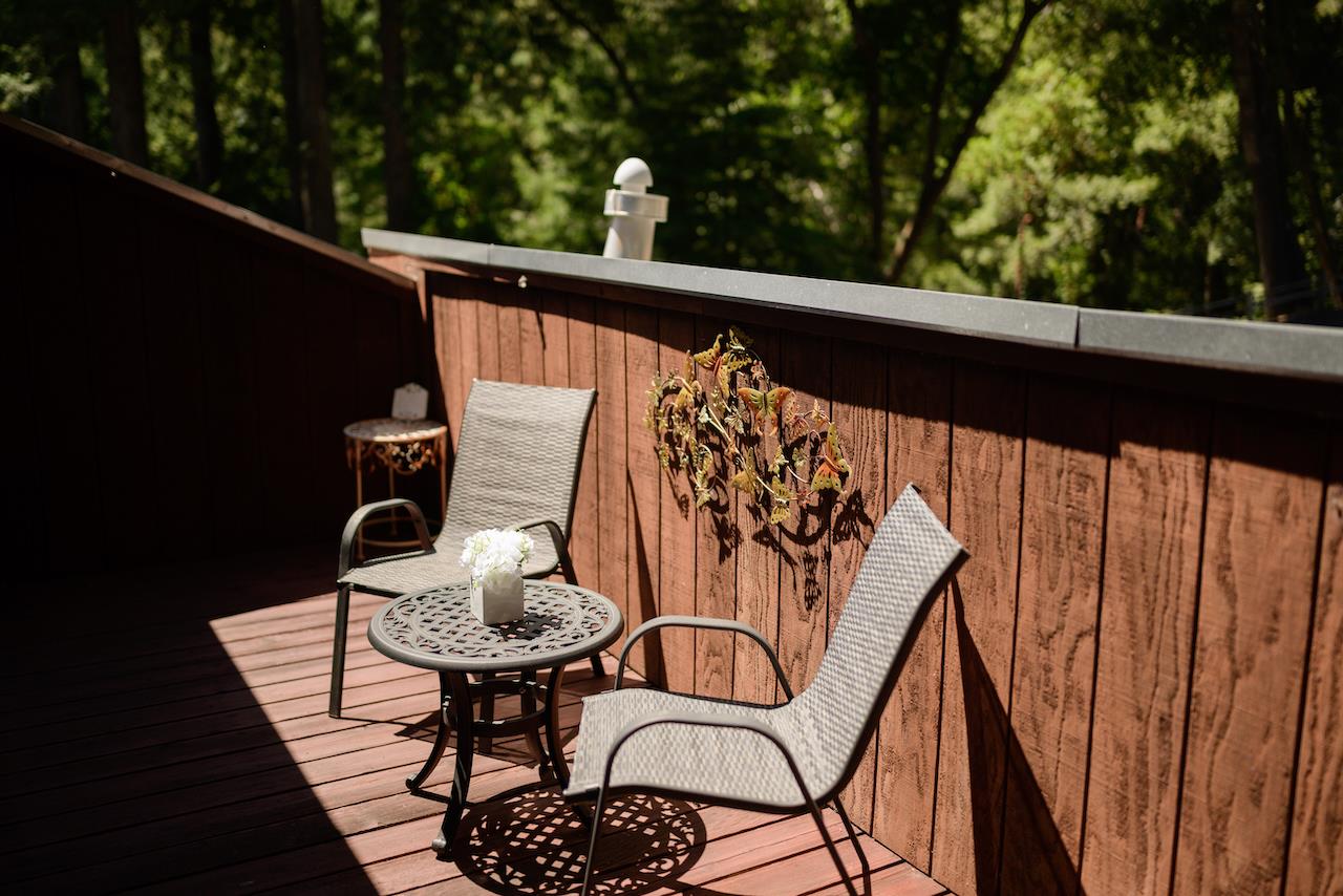 865 Valley View Road