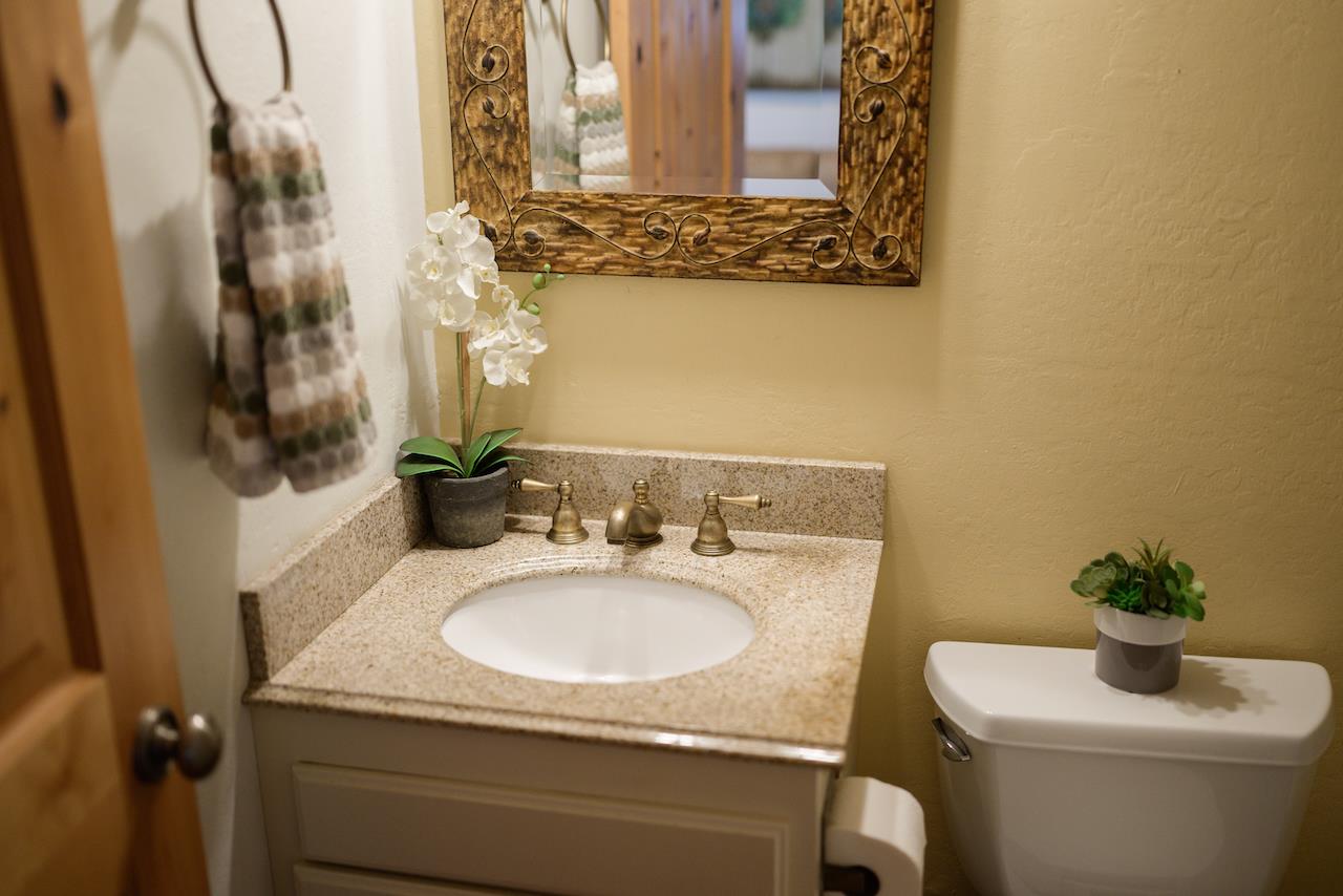 865 Valley View Road