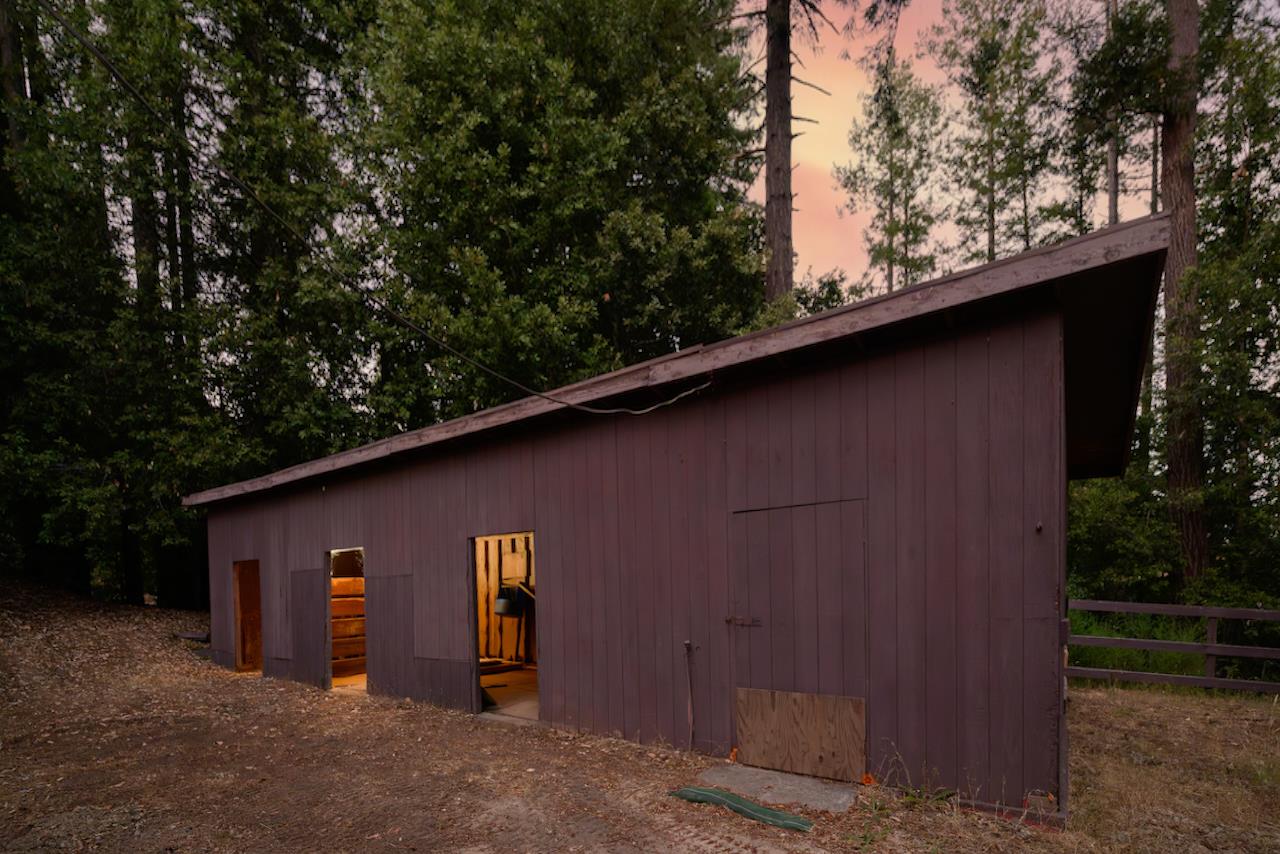 865 Valley View Road