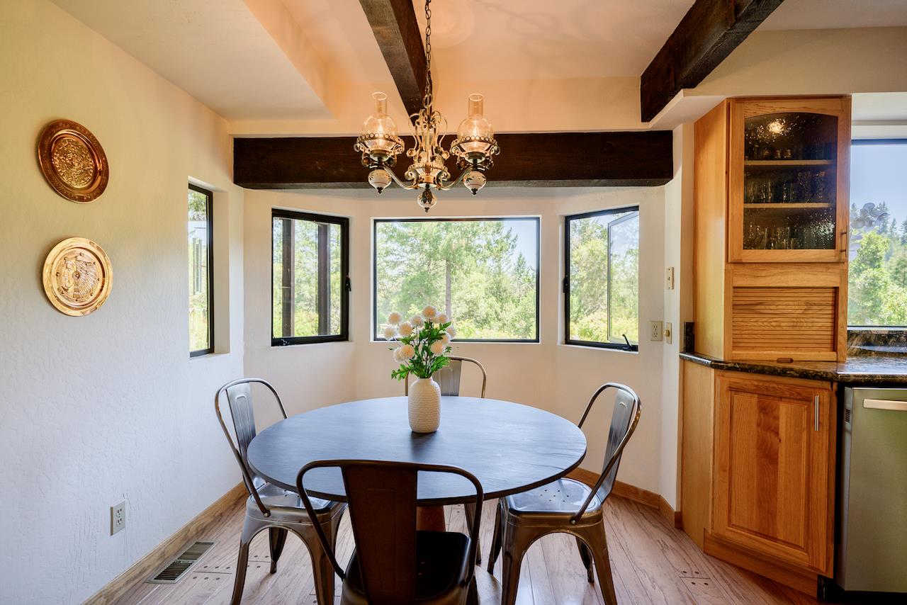 865 Valley View Road