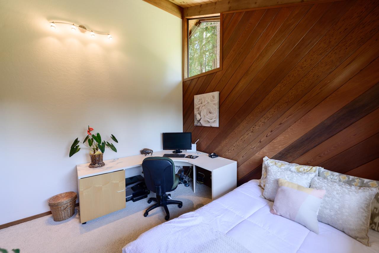 865 Valley View Road