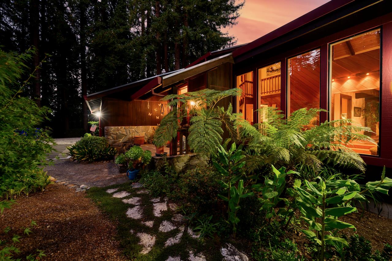 865 Valley View Road