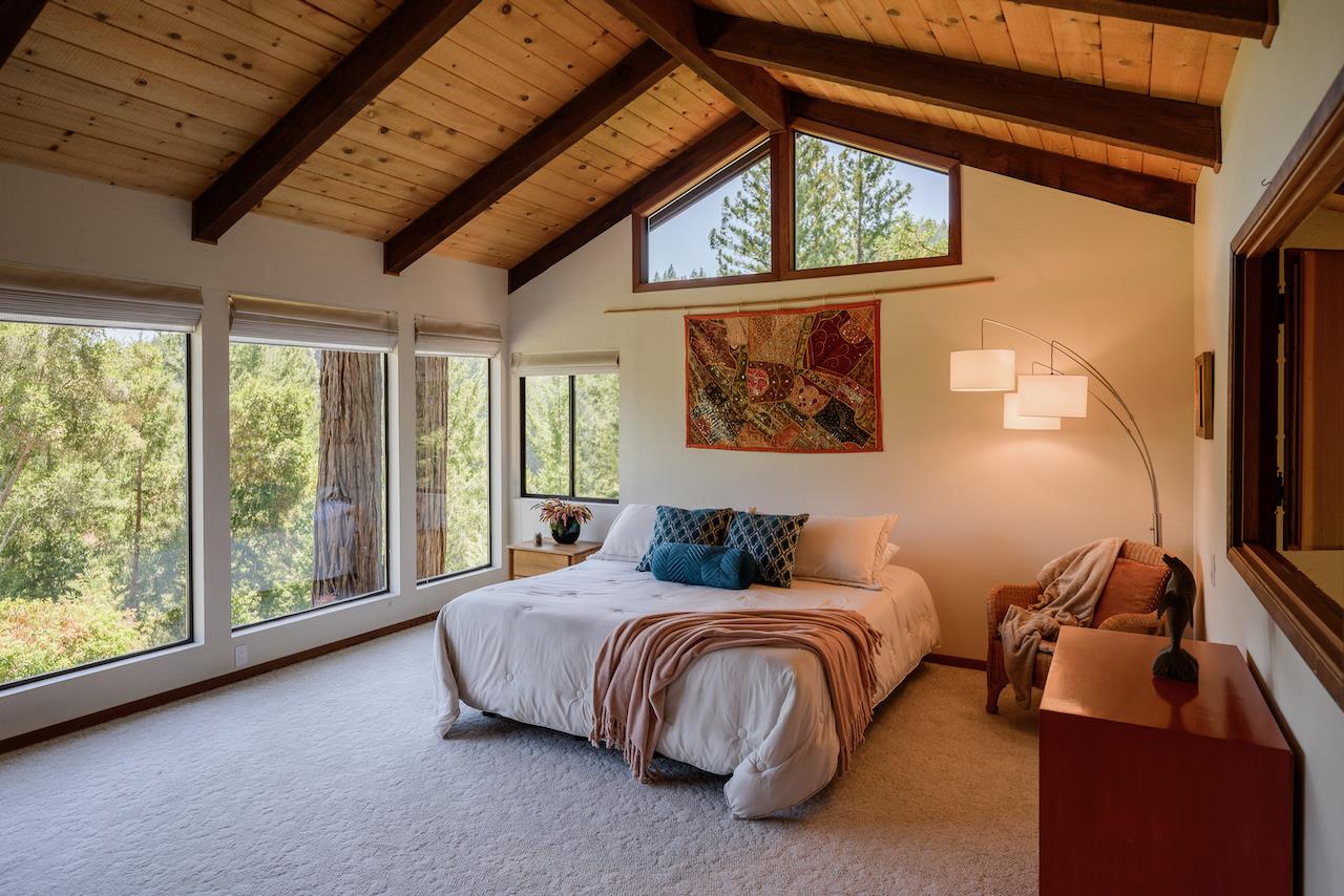 865 Valley View Road