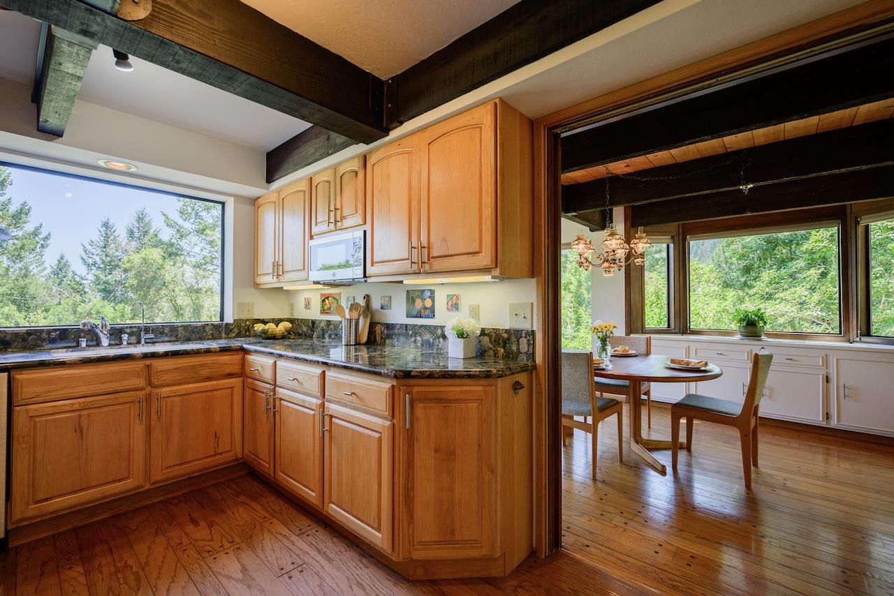 865 Valley View Road