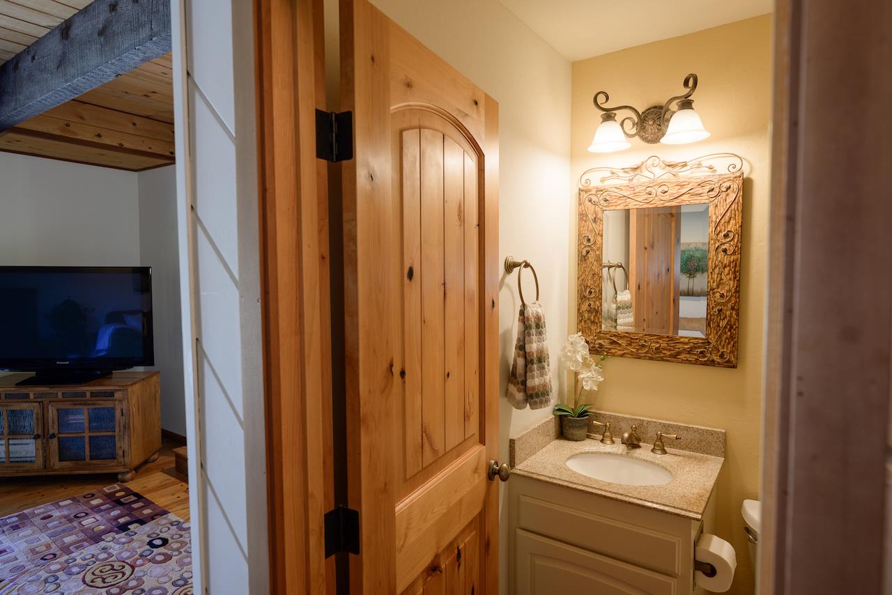 865 Valley View Road