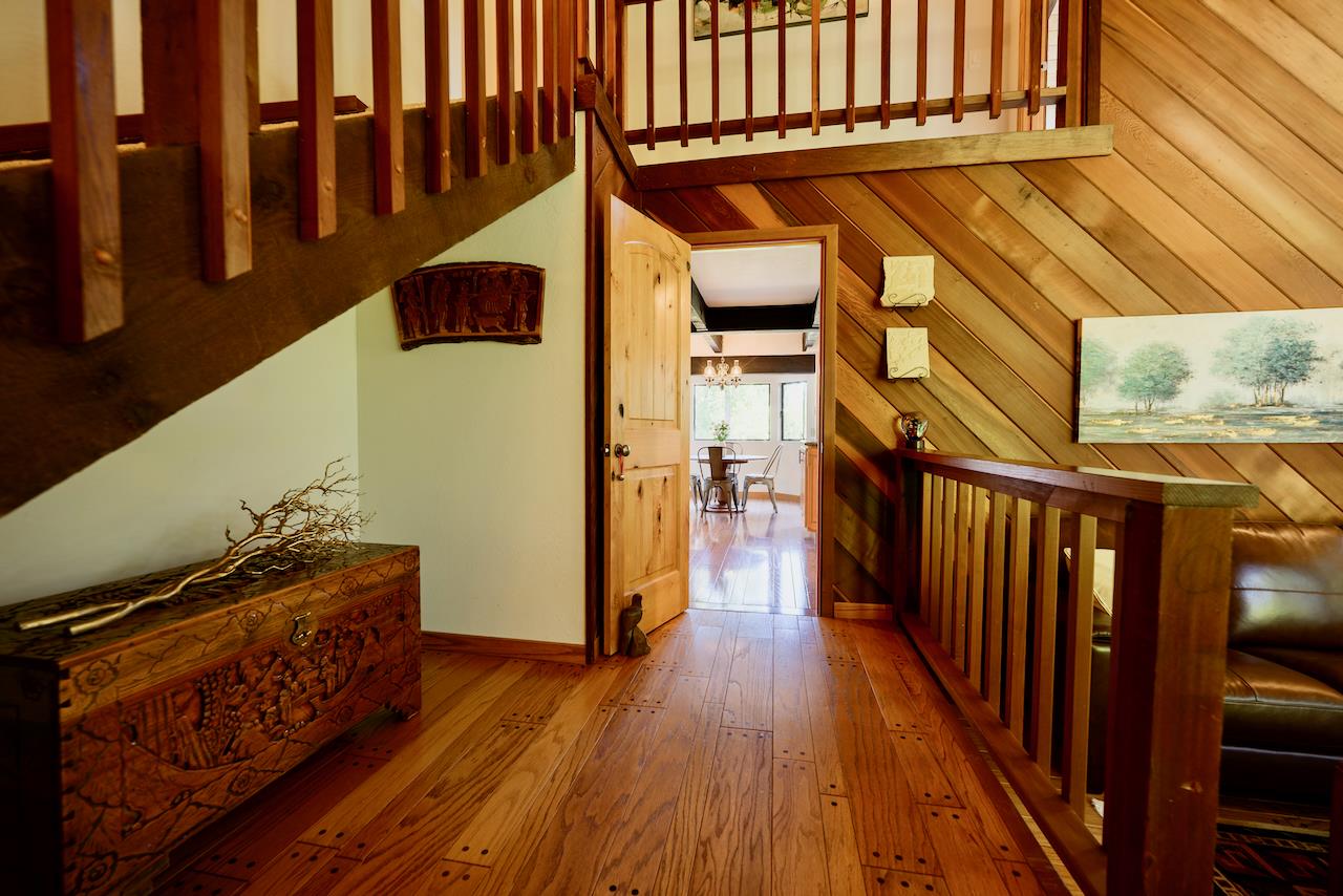 865 Valley View Road